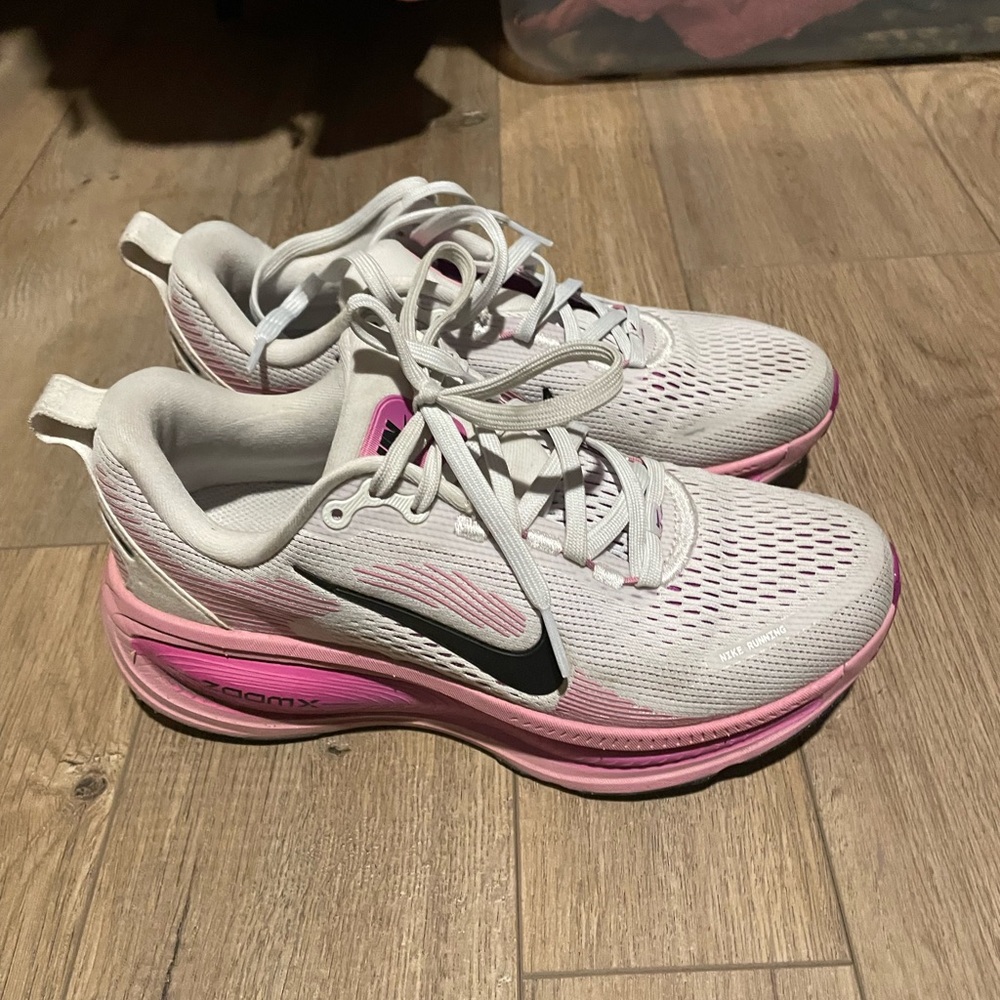 Nike Air Vomero 18